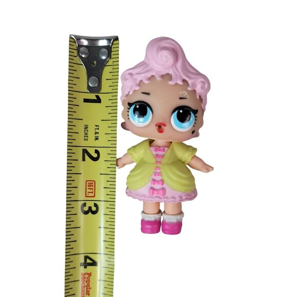 2/$15 LOL Surprise Doll Royal High-Ney Accessories Tot Series 1 Glam Club 4 PCS - Picture 6 of 6